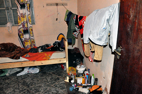 Interior do alojamento onde residiam os trabalhadores resgatados (Fotos: PRT-15)