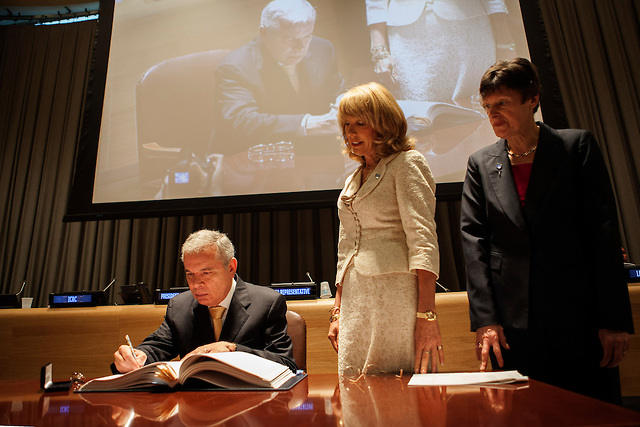Brazil's permanent representative to the United Nations Antonio Jose Vallim Guerreiro signs the Arms Trade Treaty during a ceremony at United Nations headquarters in New York, June, 2013. Keith Bedford/INSIDER IMAGES (UNITED STATES)