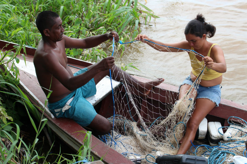 Quilombolas vivem da pesca no rio Amazonas, onde deve ser construído o porto. Foto: Mikaell Carvalho