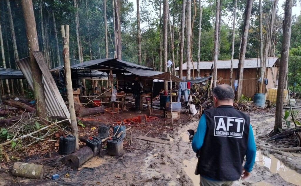 The operation rescued 50 people in conditions analogous to slavery in Manicore, Brazil (Photo: Labor Inspection Secretariat)