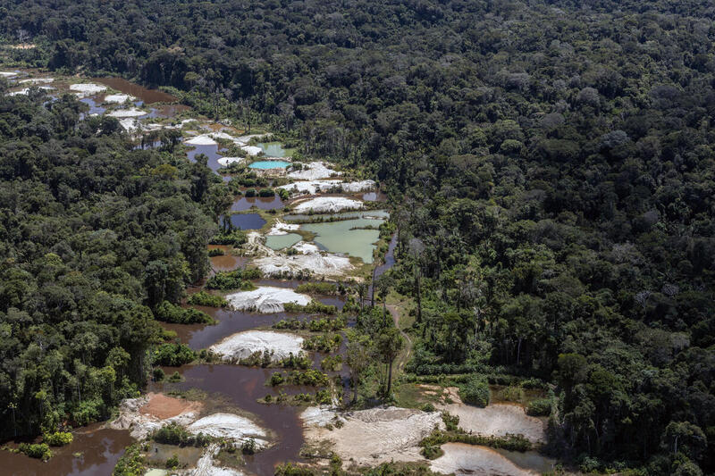 Terra Indígena Kayapó é a mais invadida pelo garimpo ilgal de ouro no país, com mais de 13 mil hectares ocupados (Foto: Marizilda Cruppe/Greenpeace)