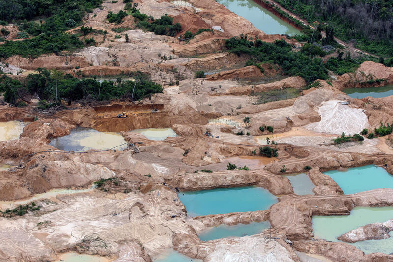 Segundo a PF, o ouro era extraído ilegalmente da Terra Indígena Kayapó e de outras lavras irregulares no Pará, Amazonas, Mato Grosso e Roraima (Foto: Marizilda Cruppe/Greenpeace)