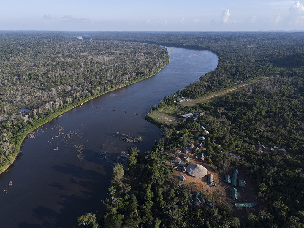 palimiu, uraricoera, terra yanomami, uso exclusivo para entrevista kopenawa