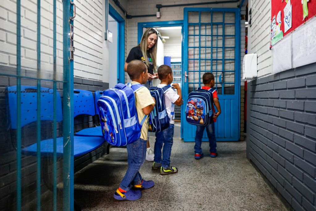 Quase metade das escolas de Porto Alegre está localizada em 'ilhas de calor', onde a temperatura é 3,5°C acima da média da cidade (Foto: Divulgação/Pedro Piegas/PMPA)