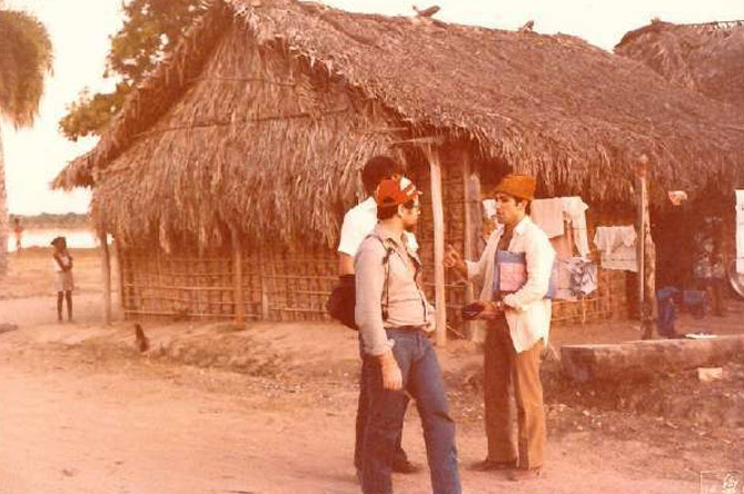 Imagens feitas pela comitiva parlamentar que visitou a Fazenda Volkswagen em 1983 mostram detalhes das áreas desmatadas, dos pastos e da criação de gado; as construções de alvenaria para funcionários administrativos; as casas de madeira de trabalhadores permanentes; além de casas de sapê precárias de outros empregados, que viviam ali com suas famílias (Créditos: Arquivo pessoal de Expedito Soares e Ricardo Rezende/Reprodução/MPT)