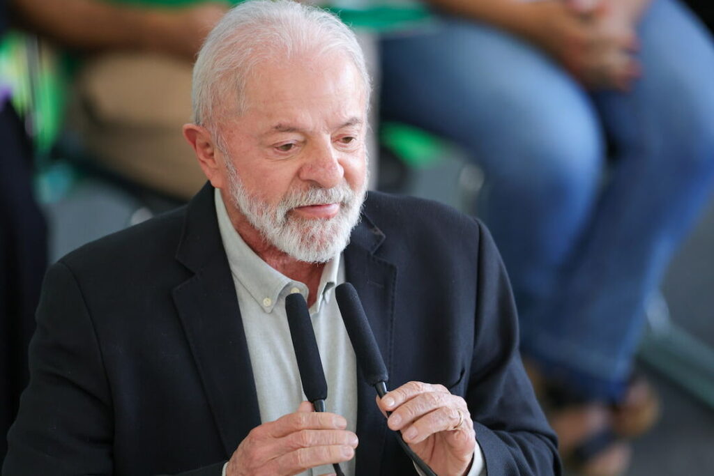 O presidente Lula assinou o decreto de lançamento do Pronara durante a cerimônia de lançamento do Plano Safra da Agricultura Familiar (Foto: Fabio Rodrigues-Pozzebom/Agência Brasil)