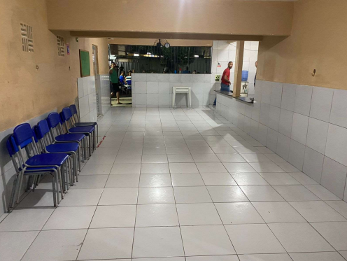 Resgatado em fiscalização relatou ter dormido em colchão dentro de refeitório (Foto: Reprodução/MTE)