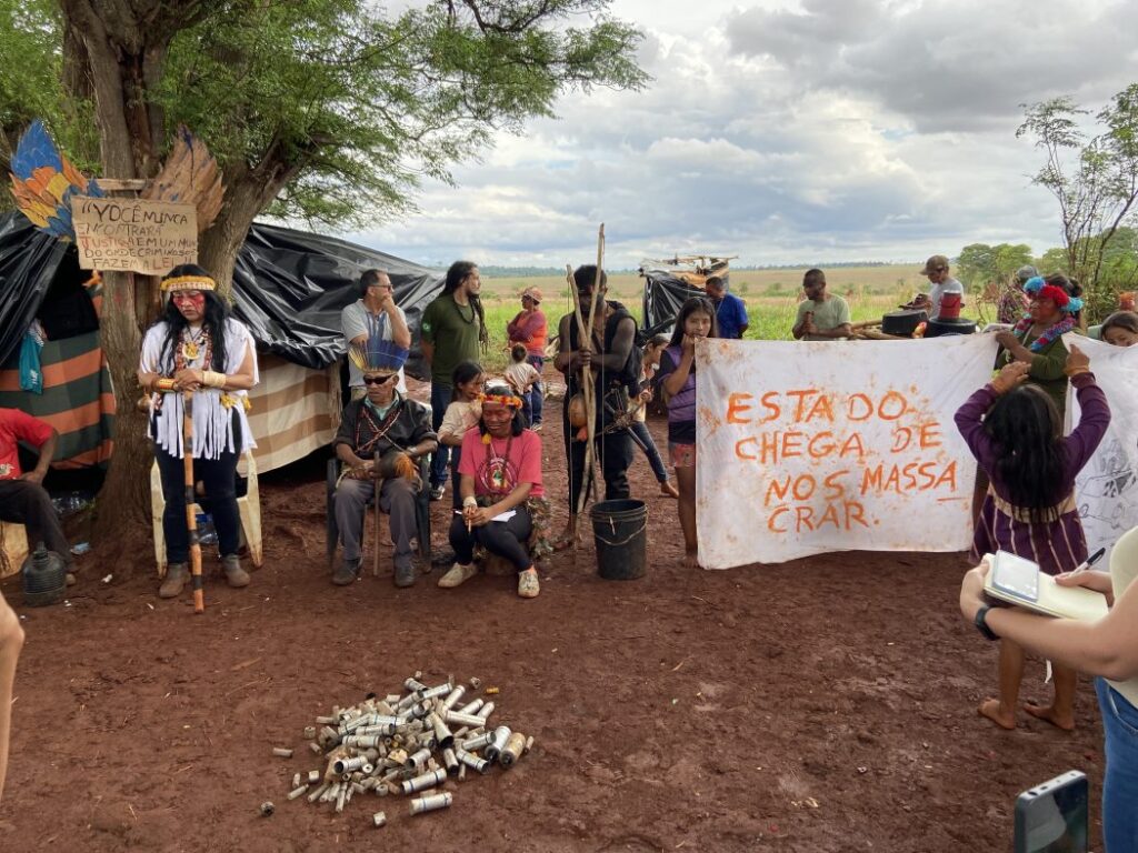 A retomada da TI Guyraroká sofre sofrendo ataques constantes desde o final de setembro (Foto: Renato Santana/Cimi)