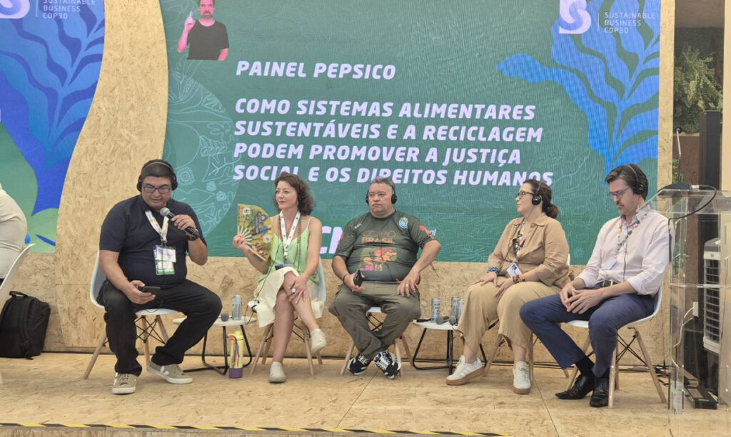Painel organizado pela Pepsico na COP30 tratou de "sistemas alimentares sustentáveis" (Foto: Hélen Freitas/Repórter Brasil)