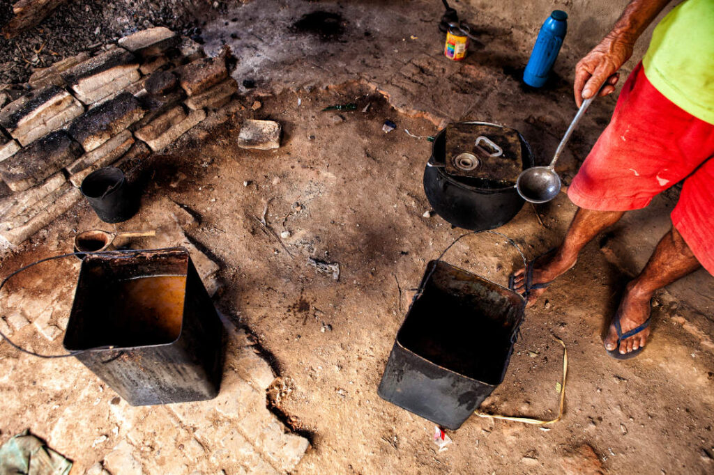 Resgate de trabalhadores da cana-de-açúcar no Ceará (Foto: Sérgio Carvalho/MTE/2013)