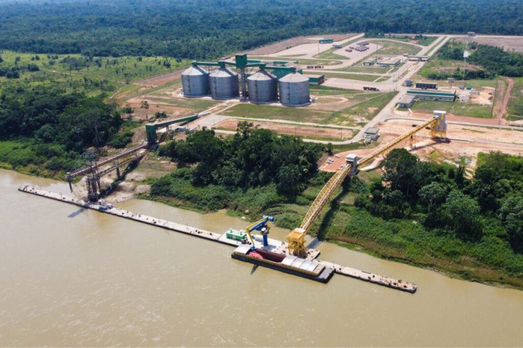 O grupo Amaggi figura no top 10 do ranking da revista Forbes das maiores empresas do agronegócio brasileiro; Na foto, complexo de Portochuelo, em Porto Velho, onde a companhia possui fábrica de fertilizantes (Foto: Divulgação/Amaggi)