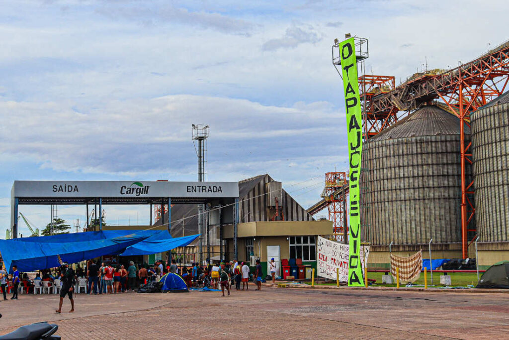 Mobilização indígena mantêm acampamento em frente ao terminal da Cargill desde 22 de janeiro (Foto: Divulgação/Comunicação do Cita)