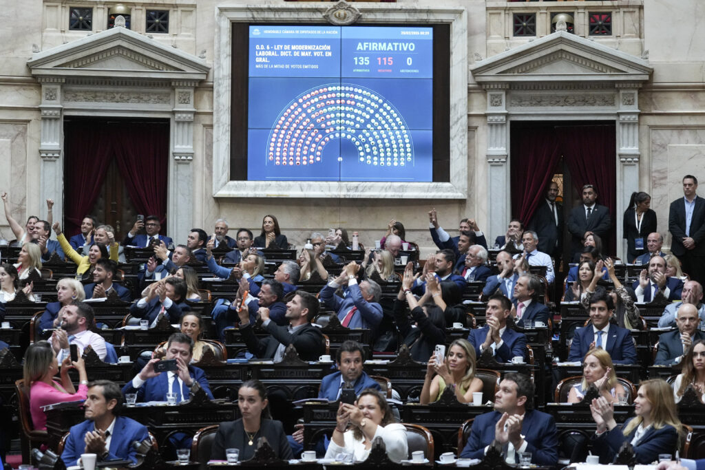 Deputados aprovam reforma trabalhista proposta pelo presidente argentino Javier Milei. Foto: Divulgação/Cámara de Diputados Argentina
