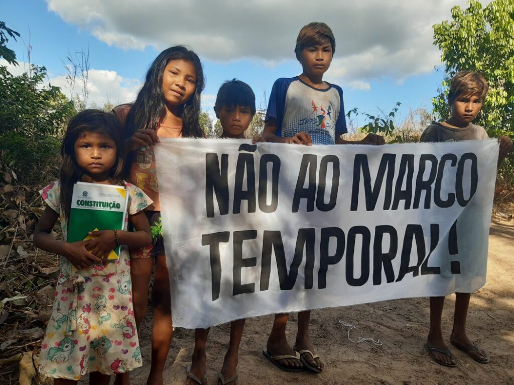 Indígenas Apinajé prostestam contra a tese do marco temporal (Foto: Cimi Regional Goiás/Tocantins)