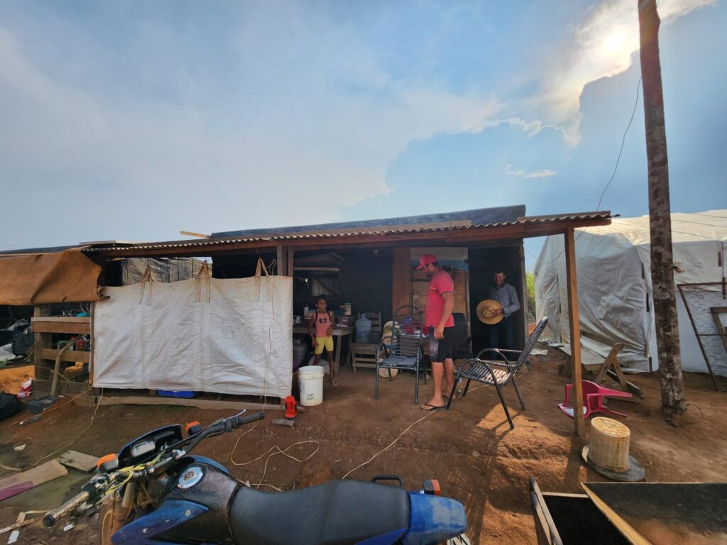 Incra já elaborou plano para assentar as famílias, mas condiciona a execução à decisão judicial que destrava a destinação da fazenda para reforma agrária (Foto: CPT/Divulgação)
