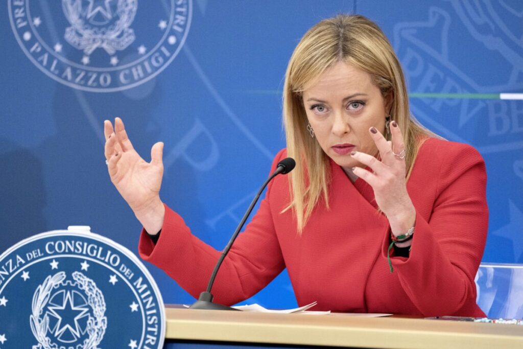 Pedido de explicações é endereçado aos ministros do Interior, da Economia e Finanças, do Meio Ambiente e Segurança Energética e dos Negócios Estrangeiros do governo da primeira-ministra Giorgia Meloni (Foto: Divulgação/Ufficio Stampa del Governo)