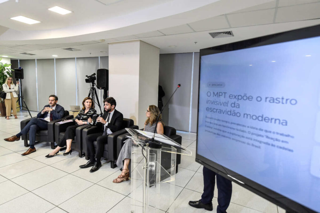 
Dados foram apresentados nesta quarta-feira em coletiva de imprensa na sede da Procuradoria-Geral do Trabalho, em Brasília (Foto: Ubirajara Machado/MPT)