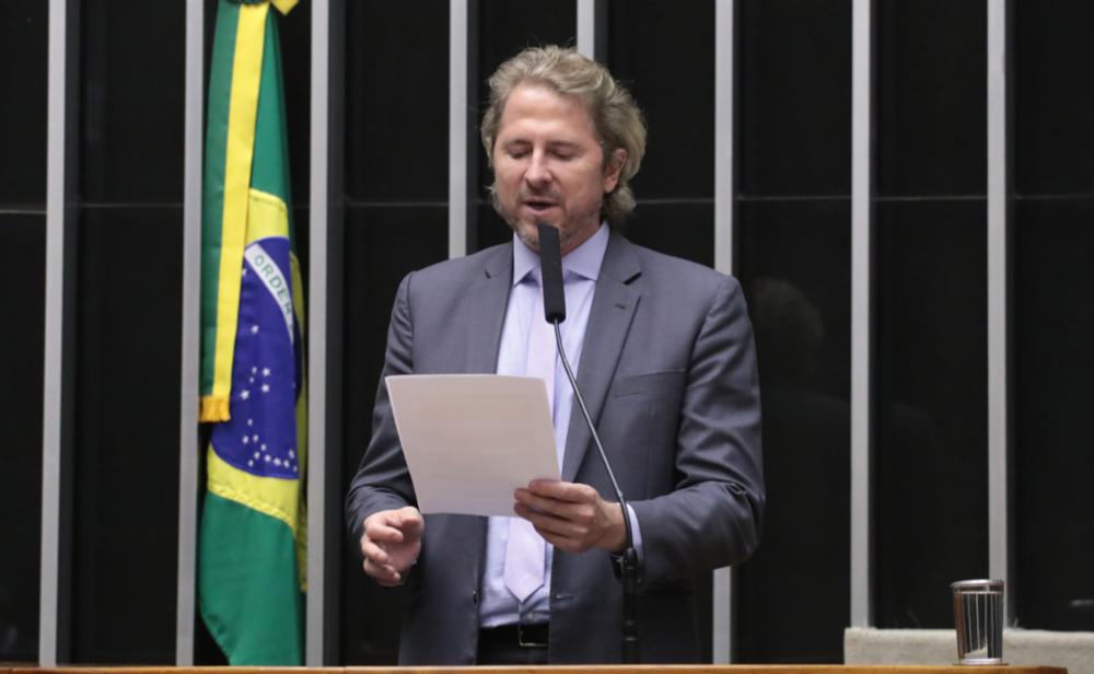 Deputado federal e candidato à reeleição, Zeca Dirceu (PT) também recebeu doação de campanha de R$ 200 mil de madeireiro autuado seis vezes pelo Ibama (Foto: Bruno Spada/Câmara dos Deputados)