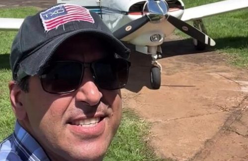 fazendeiro_antonio_debs_aviao Conhecido por exibir plantações de soja nas redes sociais e por posar ao lado de políticos, Debs Antônio Rosa é apontado como líder de um esquema de grilagem de terras públicas (Foto: Reprodução/Redes Sociais)